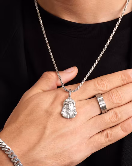 European Baroque Pearl 18K Gold Plated Chunky Chain Layered Choker Necklace Gold Queen Coin Pearl Cross Pendant Necklace