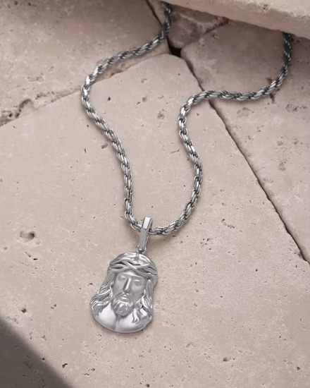 European Baroque Pearl 18K Gold Plated Chunky Chain Layered Choker Necklace Gold Queen Coin Pearl Cross Pendant Necklace