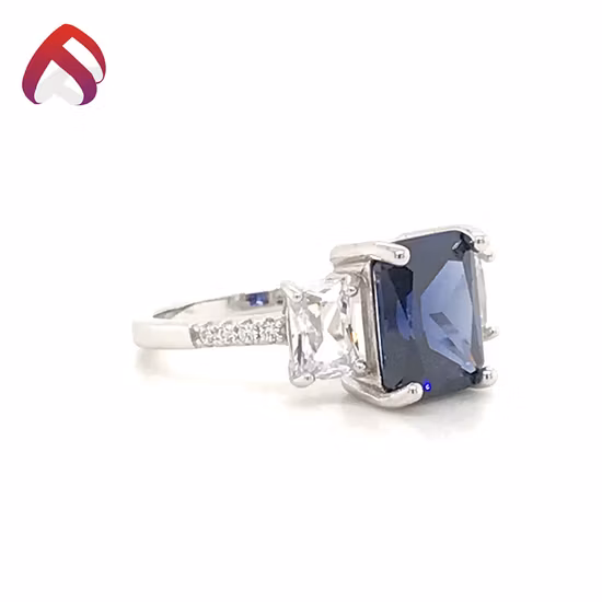 Good Price Bagutte Tanzanite CZ 925 Silver Main Stone Ring Jewelry (RG85872)